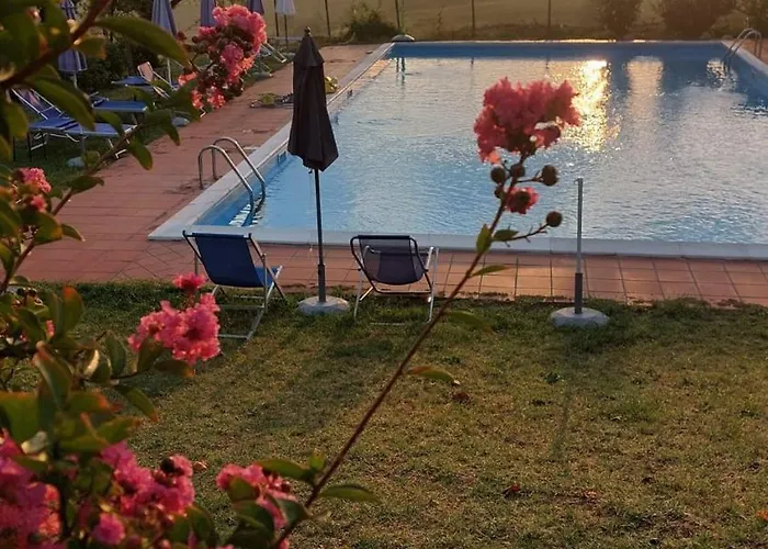 Luisa בית חווה *